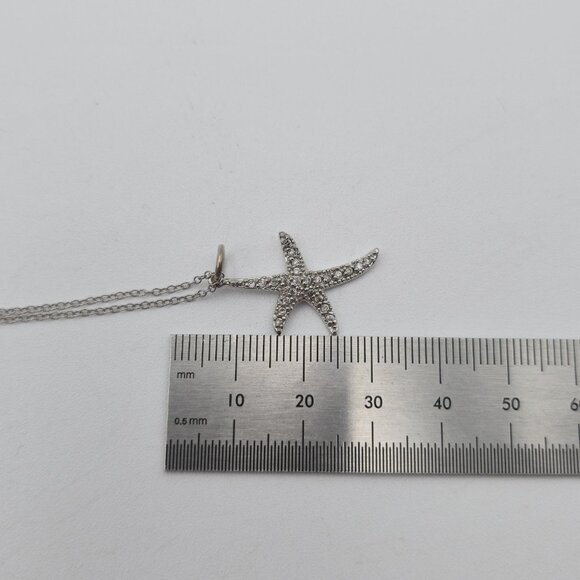 20 Inches Sterling Silver Cubic Zirconia Gem Starfish Necklace A4219 - Picture 7 of 8